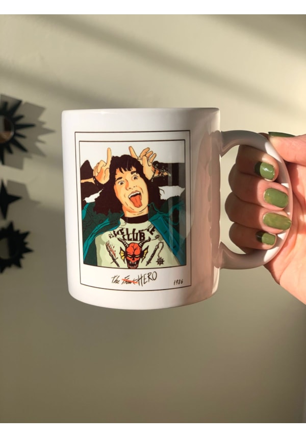 Caneca Eddie - Stranger Things