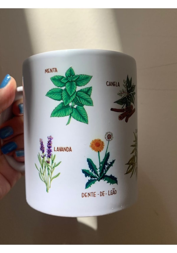 Caneca Ervas de Bruxa