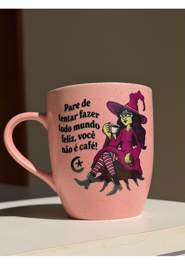 Caneca Estrelada Rosa - Bruxa Café - 330ml