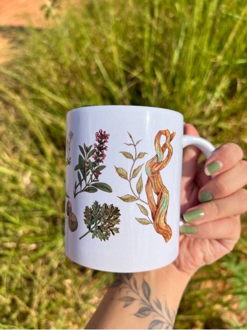 Caneca Fungos e Plantas