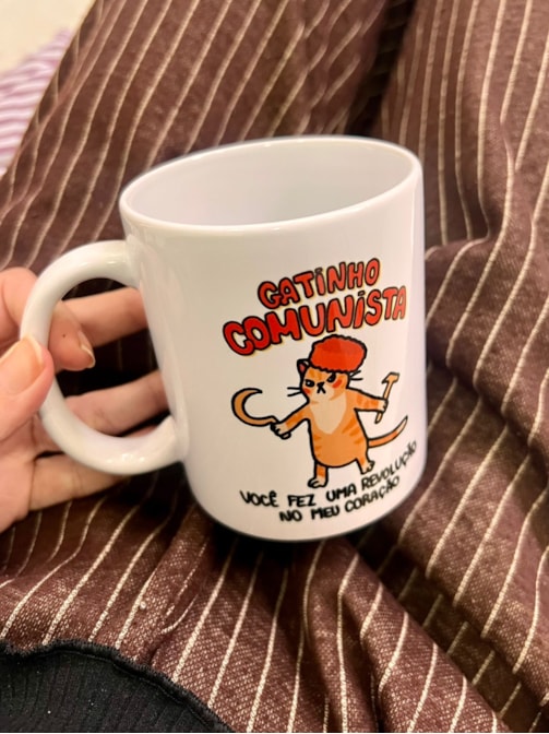 Caneca Gatinho Comunista