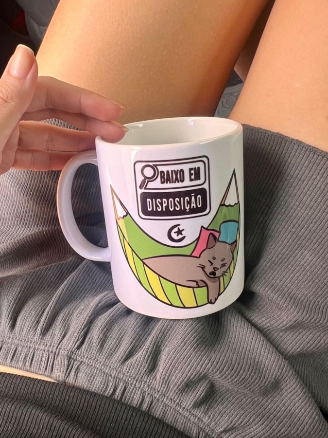 Caneca Gato Baixo em Disposição - 325ml — imagem 1