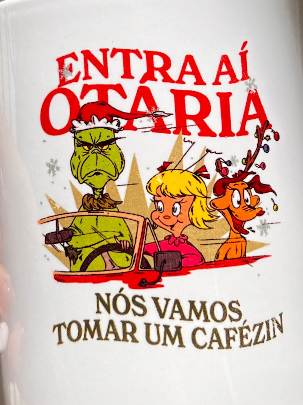 Caneca Grinch Get In Loser, We’re Getting Coffee — imagem 2
