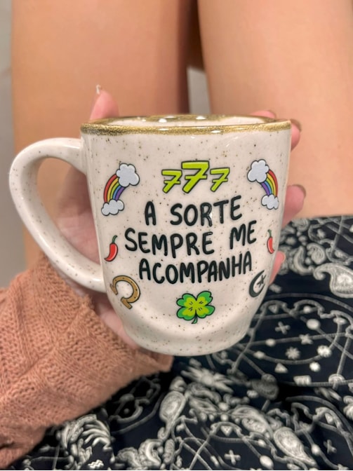 Caneca Névoa - A sorte sempre me acompanha - 260ml
