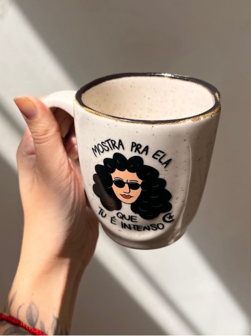 Caneca Névoa - Mostra pra ela que tu é intenso - 260ml