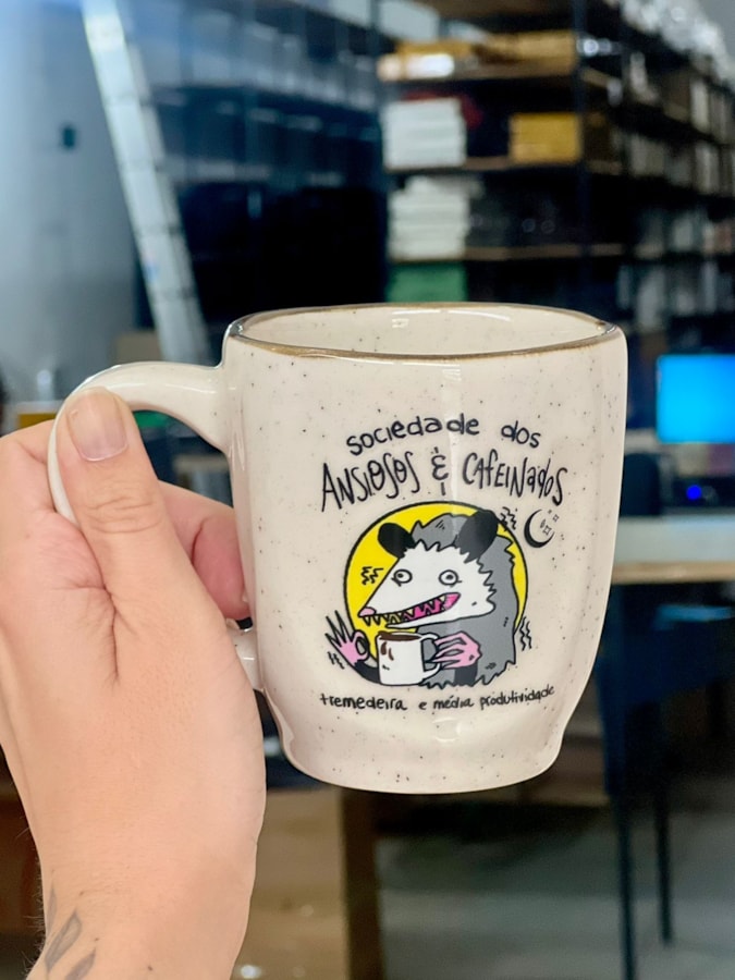 Caneca Névoa - Saruê Ansiosos e Cafeinados - 260ml — imagem 2