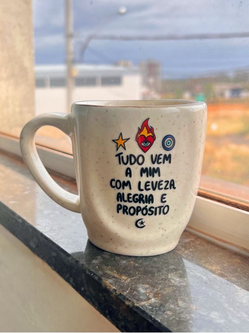 Caneca Névoa - Tudo vem a mim - 260ml