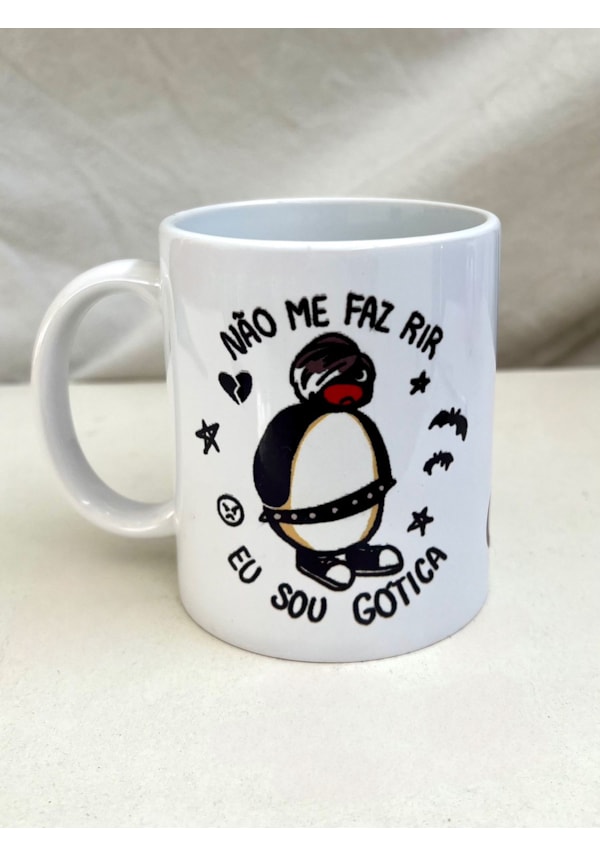 Caneca Pingu Gótico
