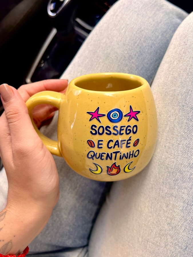 Caneca Redonda Abacate - Sossego e Café quentinho - 300ml — imagem 2