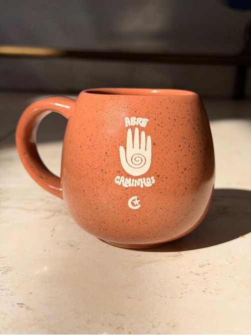 Caneca Redonda Terracota - Abre Caminhos - 300ml