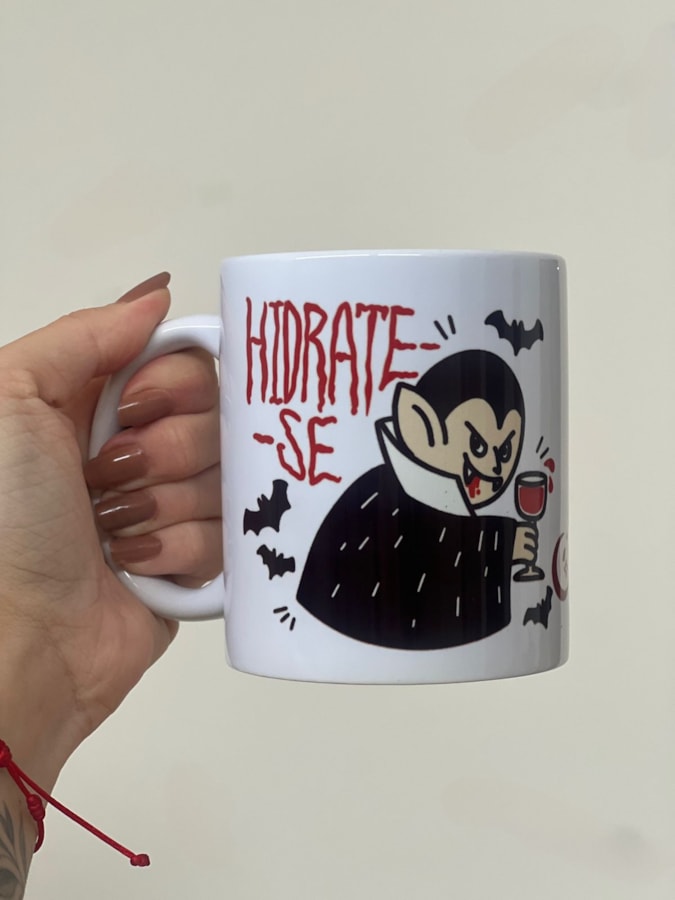 Caneca Vampiro Hidrate-se — imagem 1