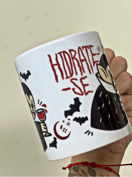 Caneca Vampiro Hidrate-se