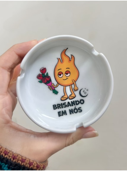 Cinzeiro Porcelana - Brisando em Nós