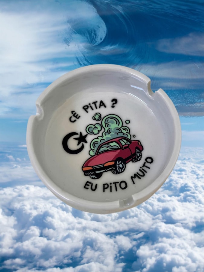 Cinzeiro Porcelana - Cê pita? Eu pito muito — imagem 2