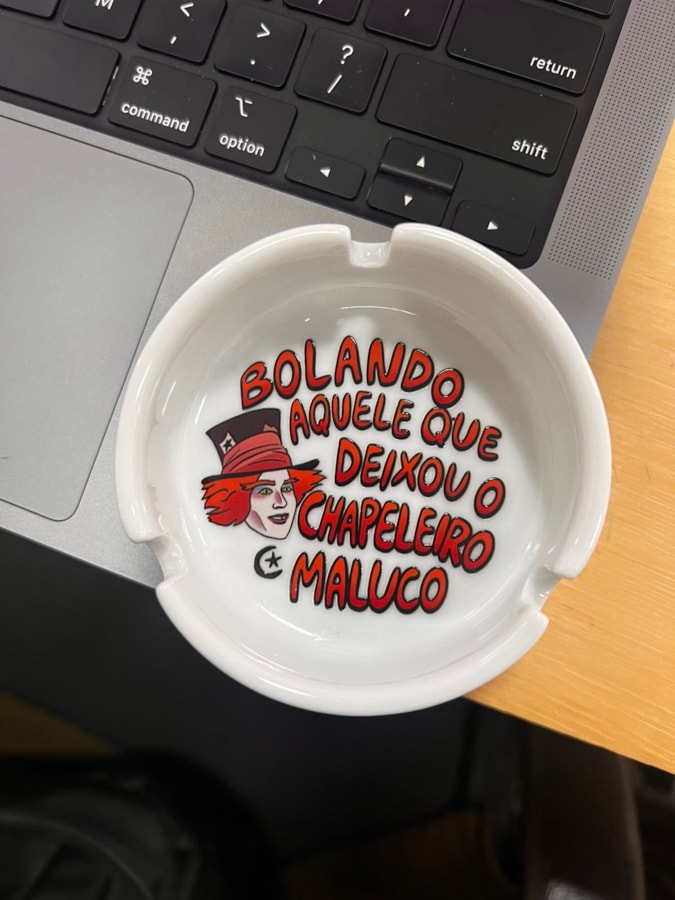 Cinzeiro Porcelana - Chapeleiro Maluco — imagem 2