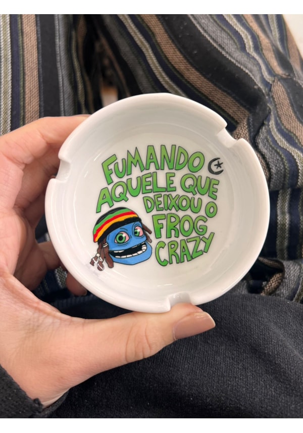 Cinzeiro Porcelana - Fumando aquele que deixou o frog crazy