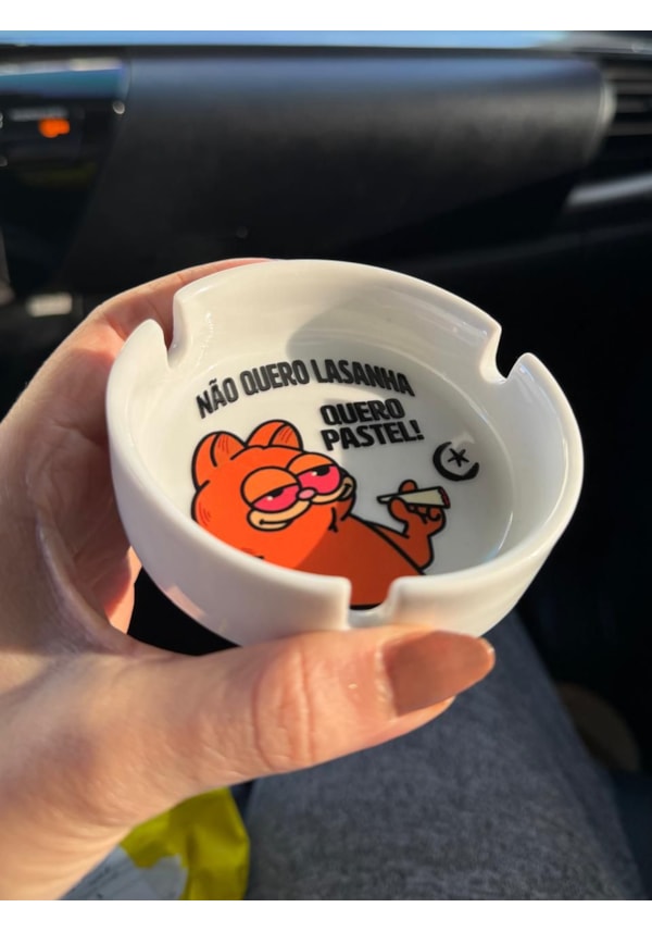 Cinzeiro Porcelana - Não quero lasanha, quero pastel