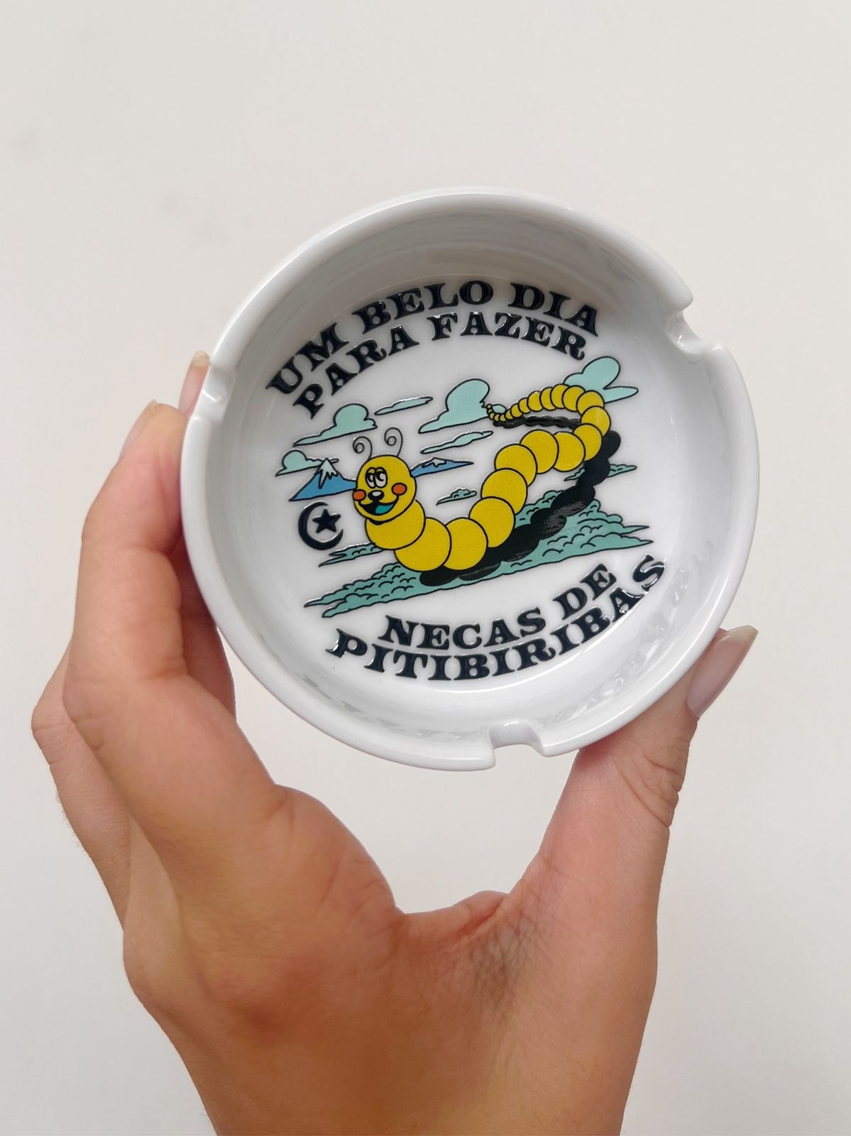 Cinzeiro Porcelana - Necas de Pitibiribas — imagem 2