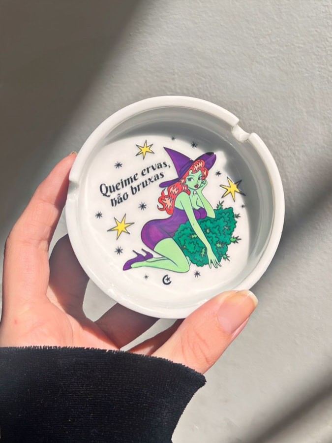 Cinzeiro Porcelana - Queime Ervas, Não Bruxas — imagem 2