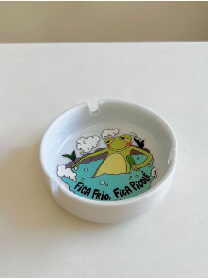 Cinzeiro Porcelana - Sapo fica Picolé