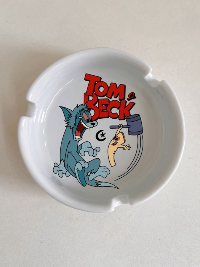 Cinzeiro Porcelana - Tom e Beck — imagem 1