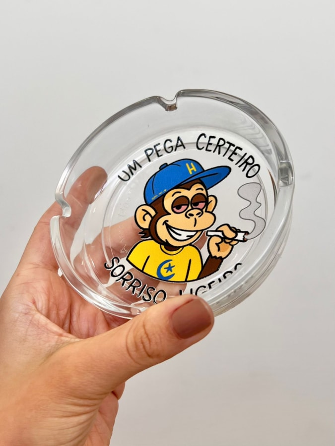 Cinzeiro Vidro - Macaco Sorriso Certeiro — imagem 3