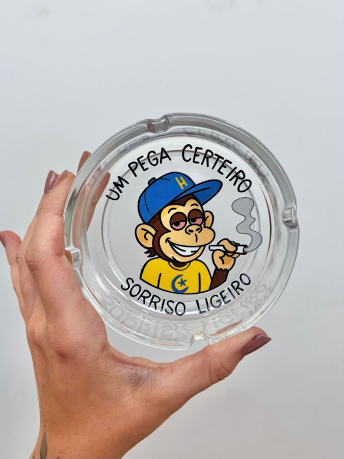 Cinzeiro Vidro - Macaco Sorriso Certeiro — imagem 1