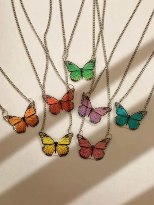 Colar Borboleta Cores
