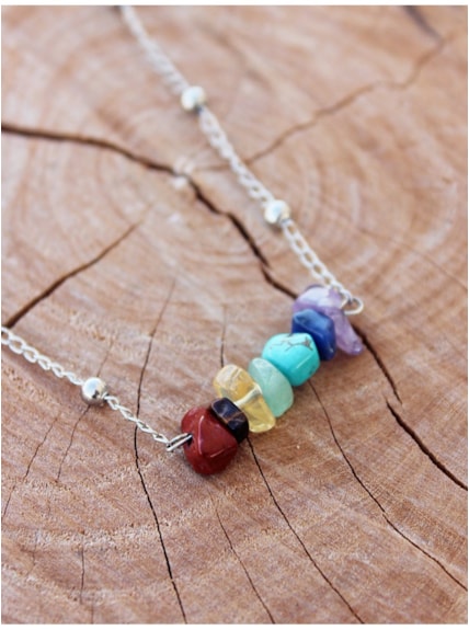 Colar Chakras com Pedrinhas