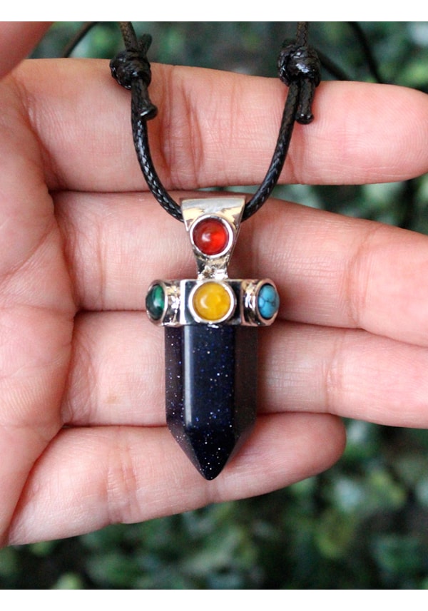 Colar com Ponta de Pedra Chakras - Pequena
