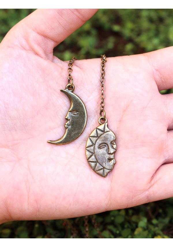 Colar estilo Gravatinha Sol e Lua