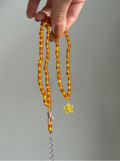 Colar Miçangas Estrela Amarela