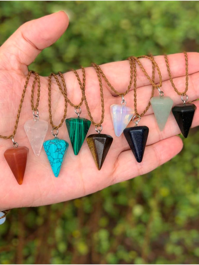 Colar Pêndulo de Pedra — imagem 1