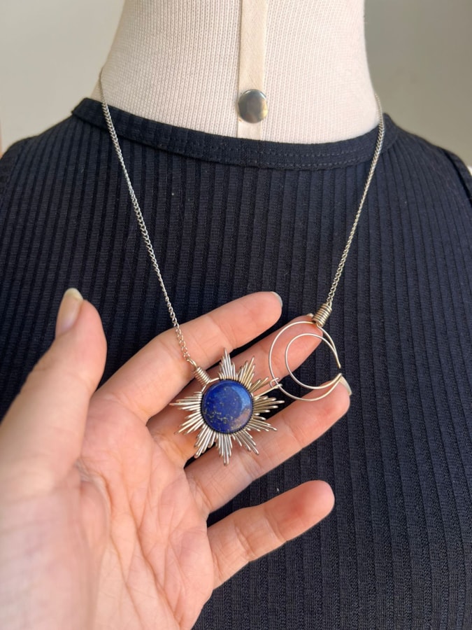 Colar Sol e Lua Artesanal - Lápis Lazuli — imagem 3
