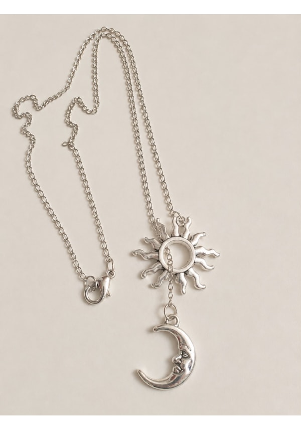 Colar Sol e Lua Encaixe Gravatinha