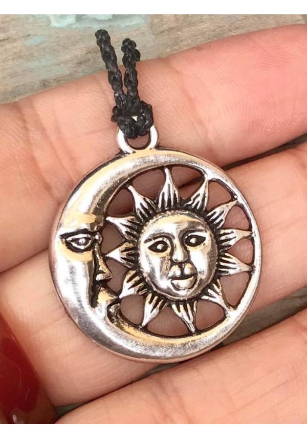 Colar Sol e Lua Vazado - Prateado