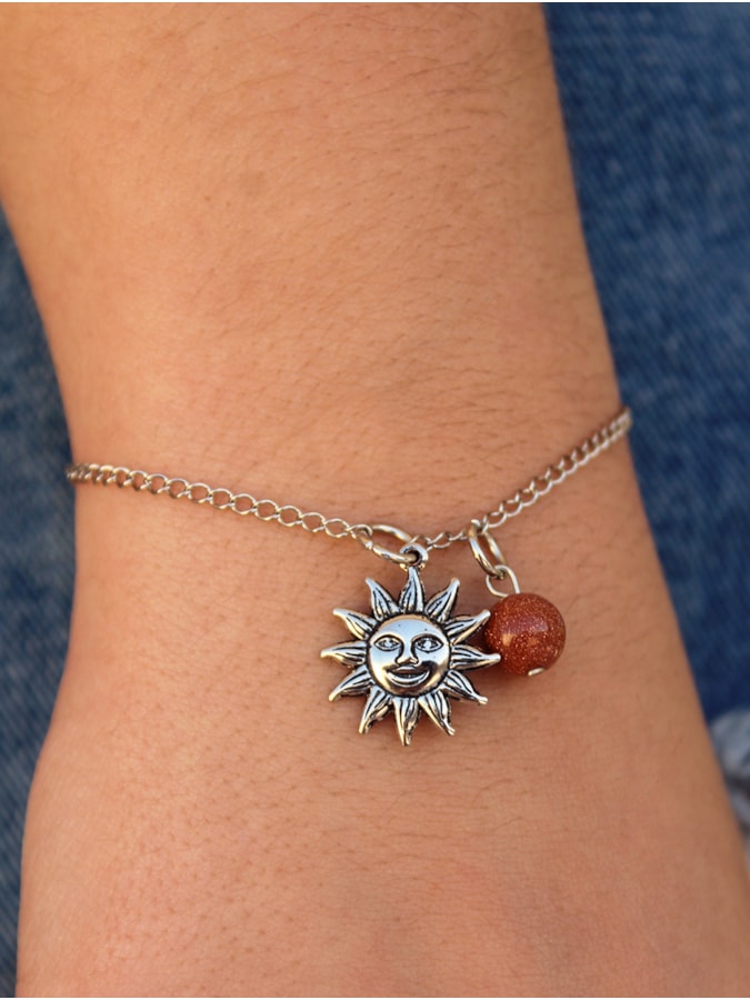 Conjunto com 2 pulseiras Sol e Lua - Metal - com embalagem — imagem 6