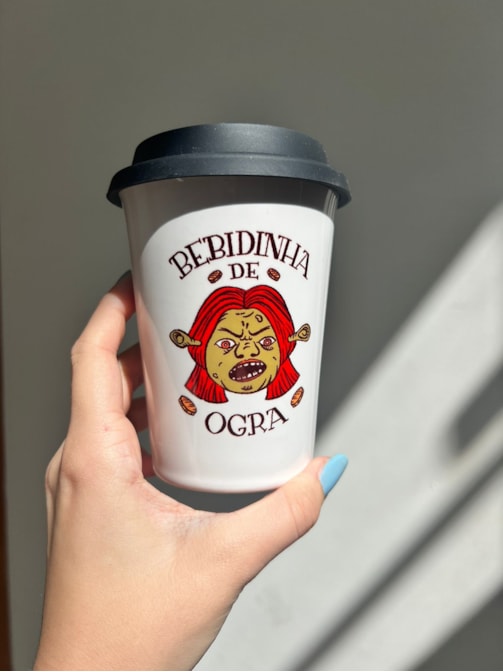 Copo Café Bebidinha de Ogra - Fiona - Cerâmica 325ml