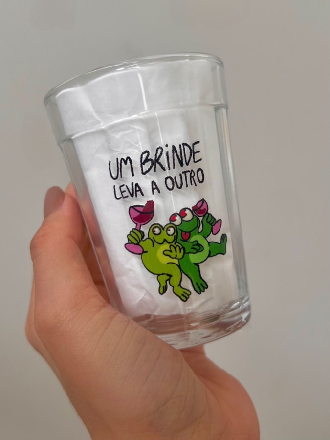 Copo um brinde leva a outro - Vidro 190ml — imagem 1