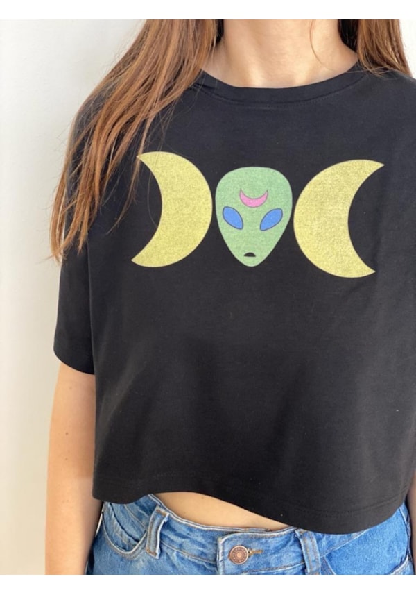 Cropped Comfy Alien Triluna