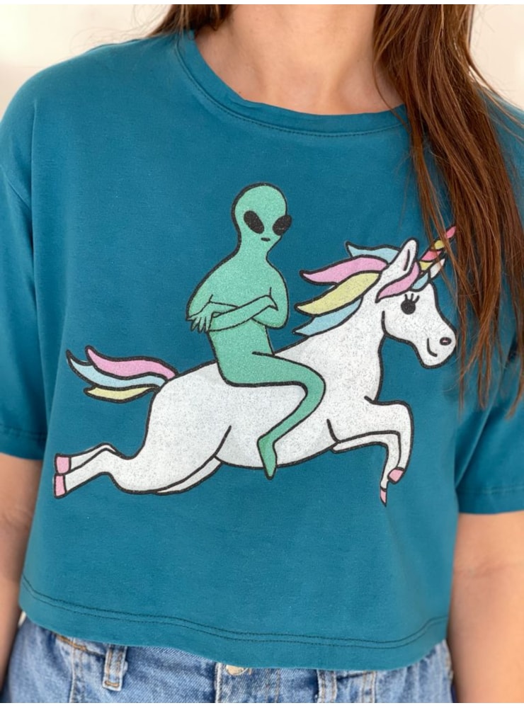Cropped Comfy Alien Únicornio — imagem 2