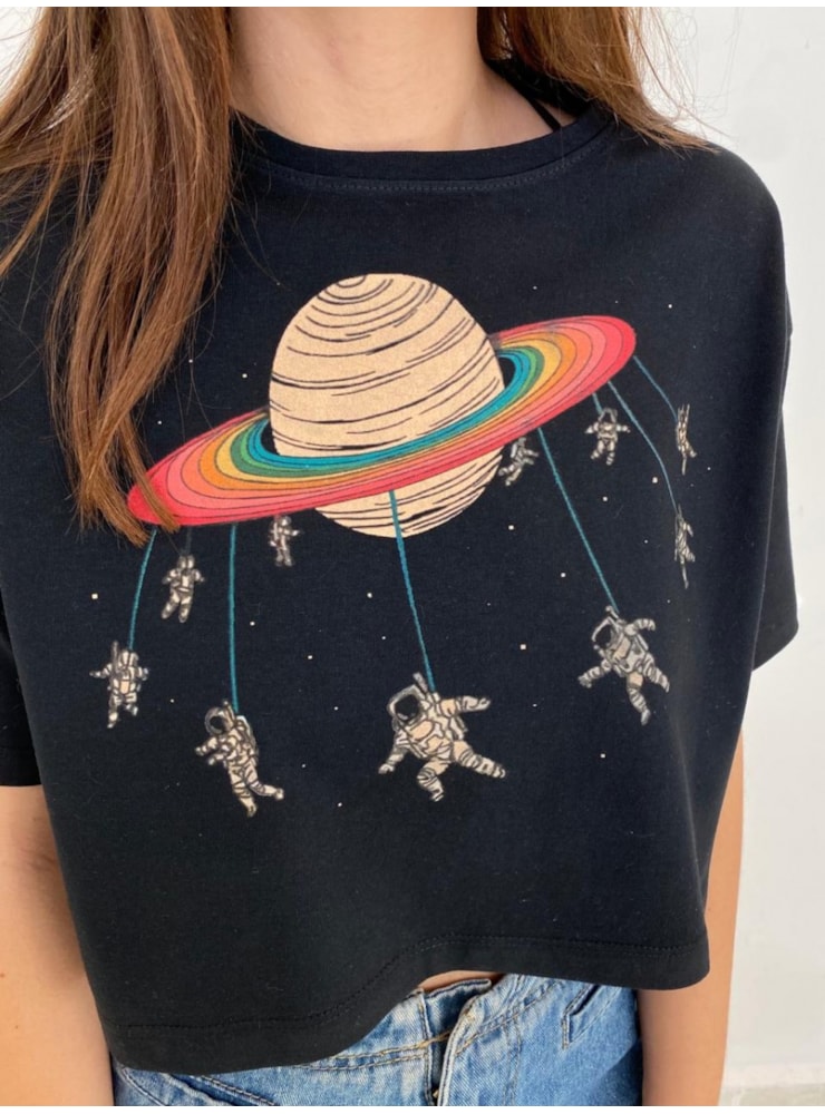 Cropped Comfy Saturno Astronauta — imagem 1