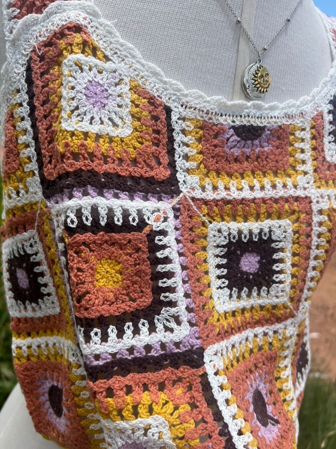 Cropped Crochê Runas — imagem 2