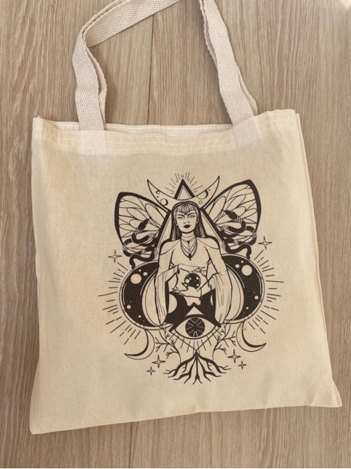 Ecobag Bruxa com Asas