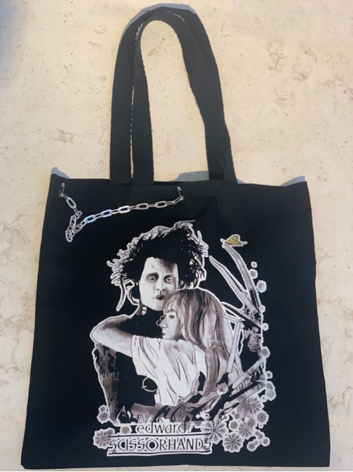 Ecobag Edward Mãos de Tesoura + Corrente - Preta