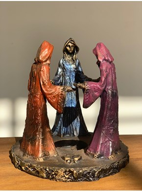 Estatueta Três Bruxas Raiz Feminina