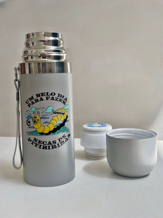 Garrafa Térmica Cinza para Chá/Café - Necas de Pitibiribas — imagem 2