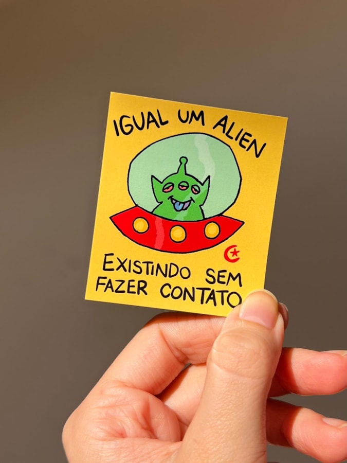 Imã de Geladeira - Existindo sem fazer contato — imagem 1