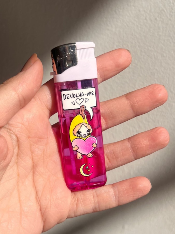 Isqueiro Gato Coração Devolva-me - Rosa — imagem 1