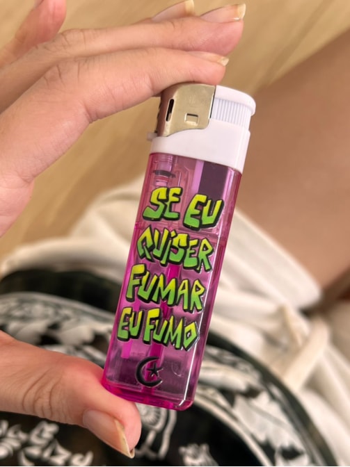 Isqueiro Se eu quiser fumar - Rosa